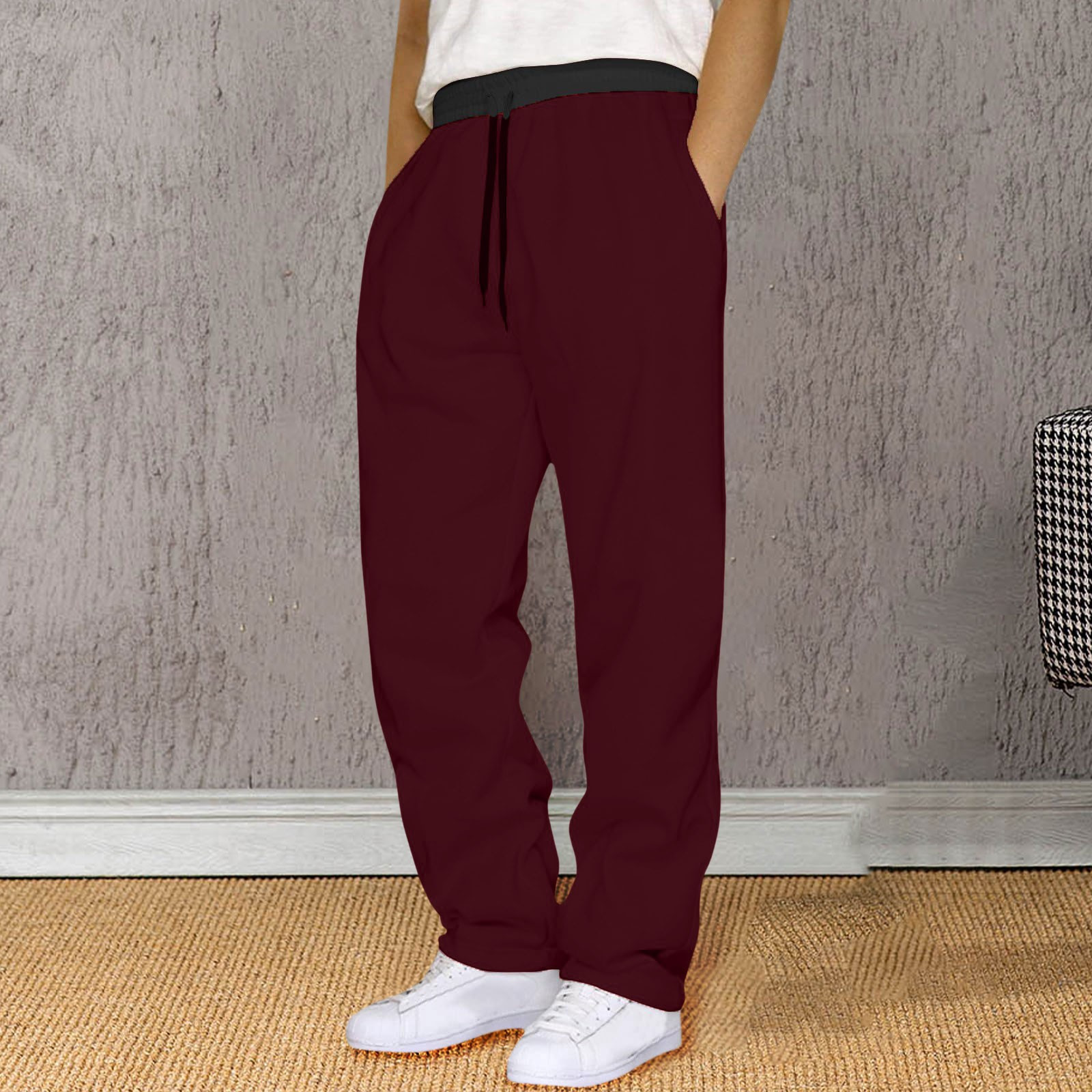 thumbnail image 4 of Pantalones de chándal de felpa para hombre: bajo elástico, joggers holgados, tejido de poliéster, ropa de gimnasio/casual, tallas S-XXXL., 4 of 7